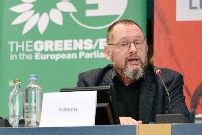 Pierre Ibisch bei der Veranstaltung FROM MYTHS TO SCIENCE – FOREST POLICIES ON TRIAL, 8.12.2022 © Jules Toulet
