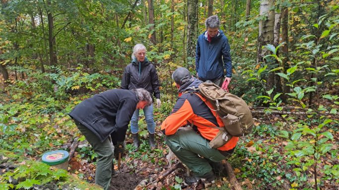 Lokale Arbeitsgruppe im Projekt "Zukunftsfähiger Gemeindewald" in Kleinmachnow mit dem Centre for Econics and Ecosystem Management